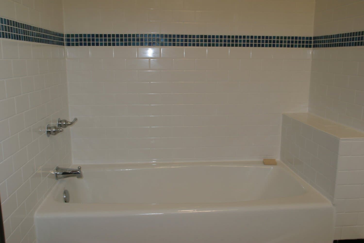 Henry Street Bathroom — photo 8