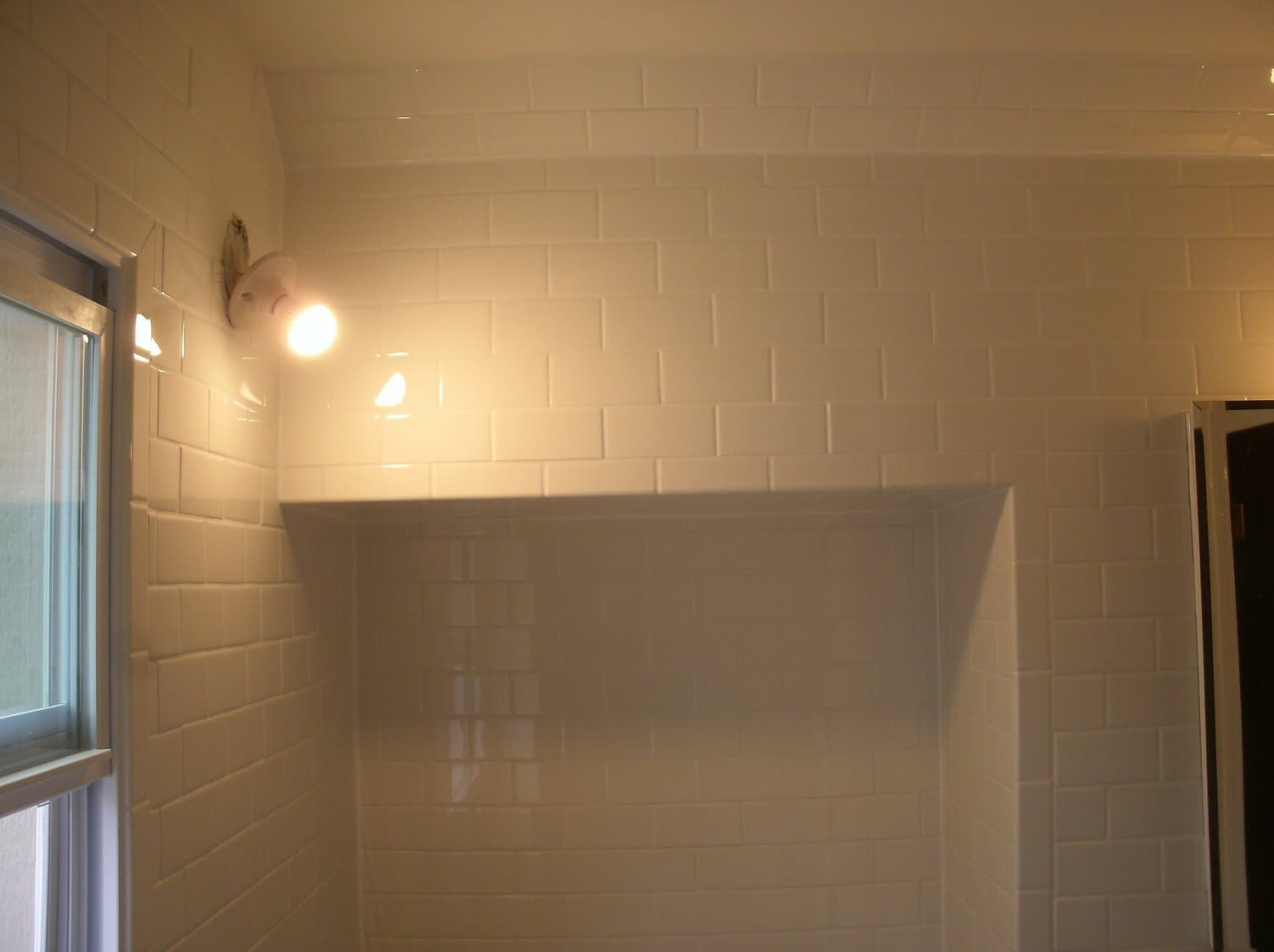 Isthmus Bathroom — photo 7