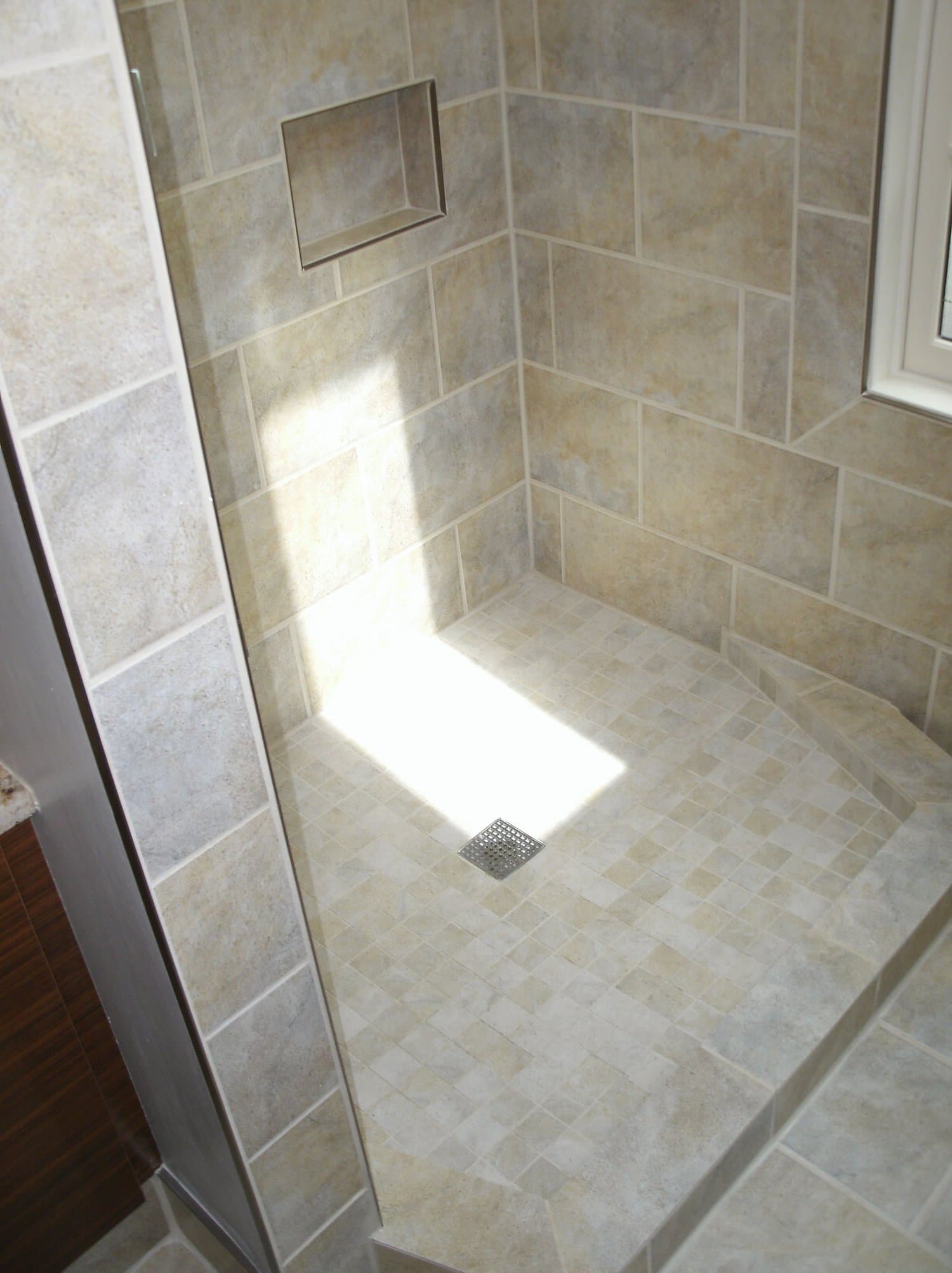 Lake Bathroom — photo 10
