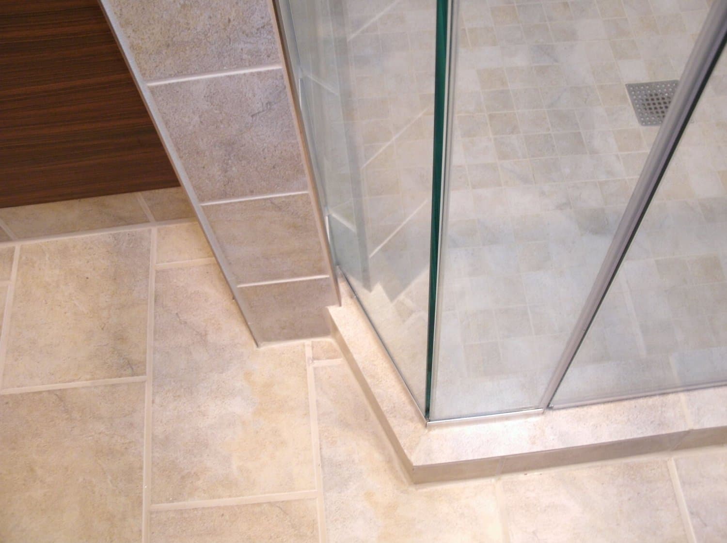 Lake Bathroom — photo 12