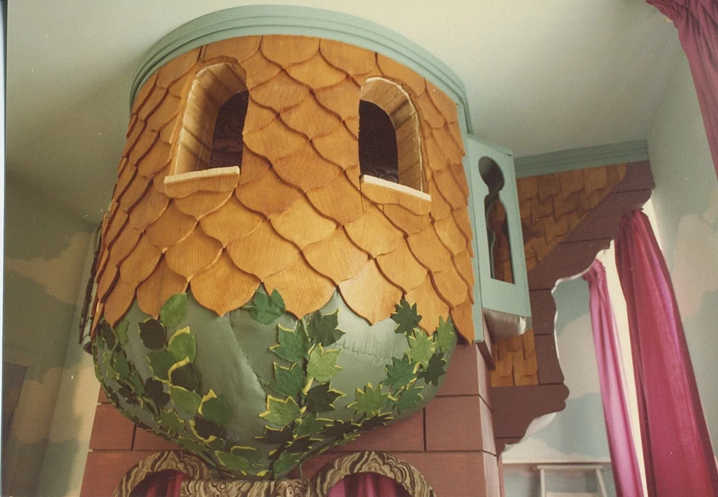 Castle Bed — photo 5