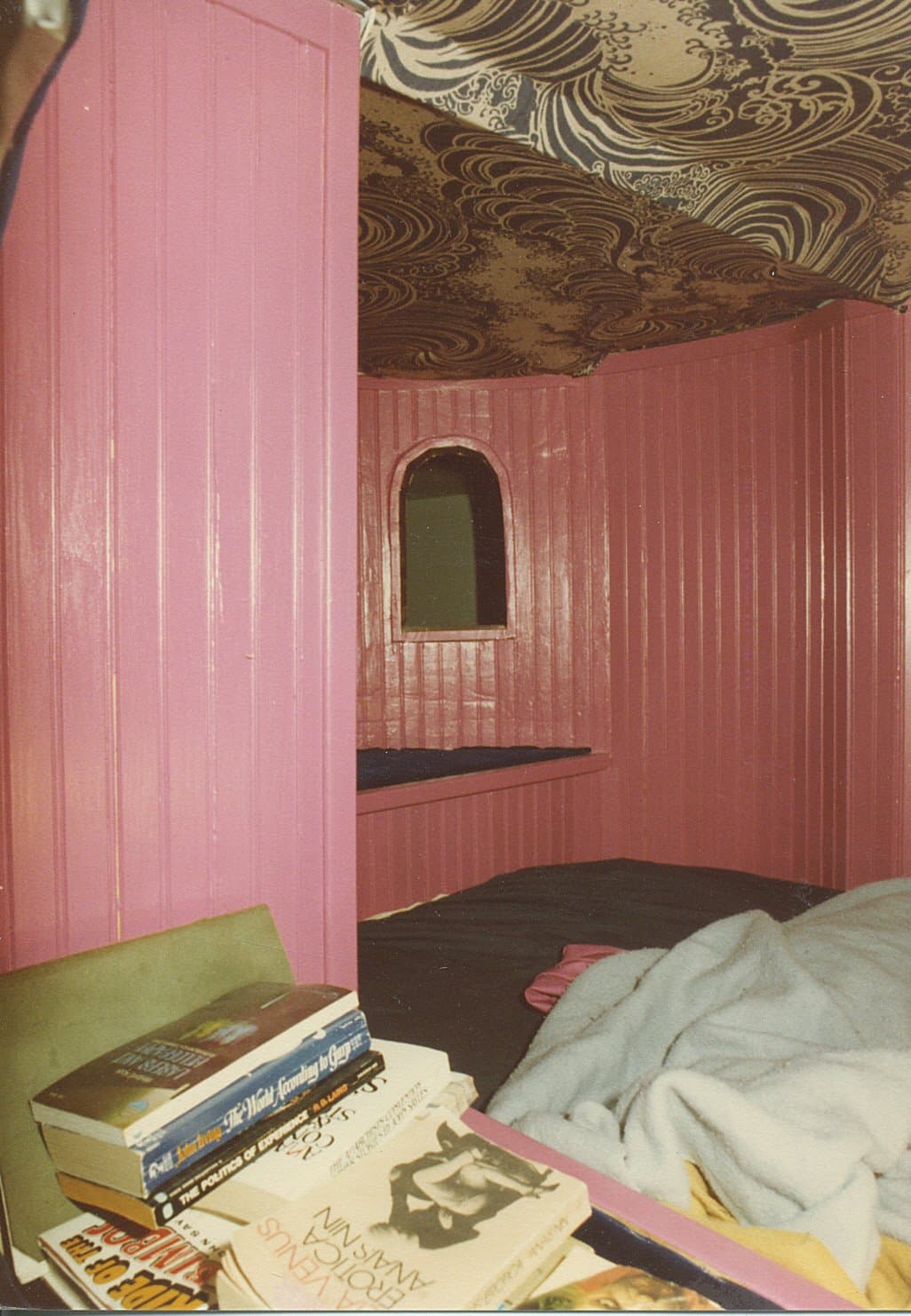 Castle Bed — photo 9