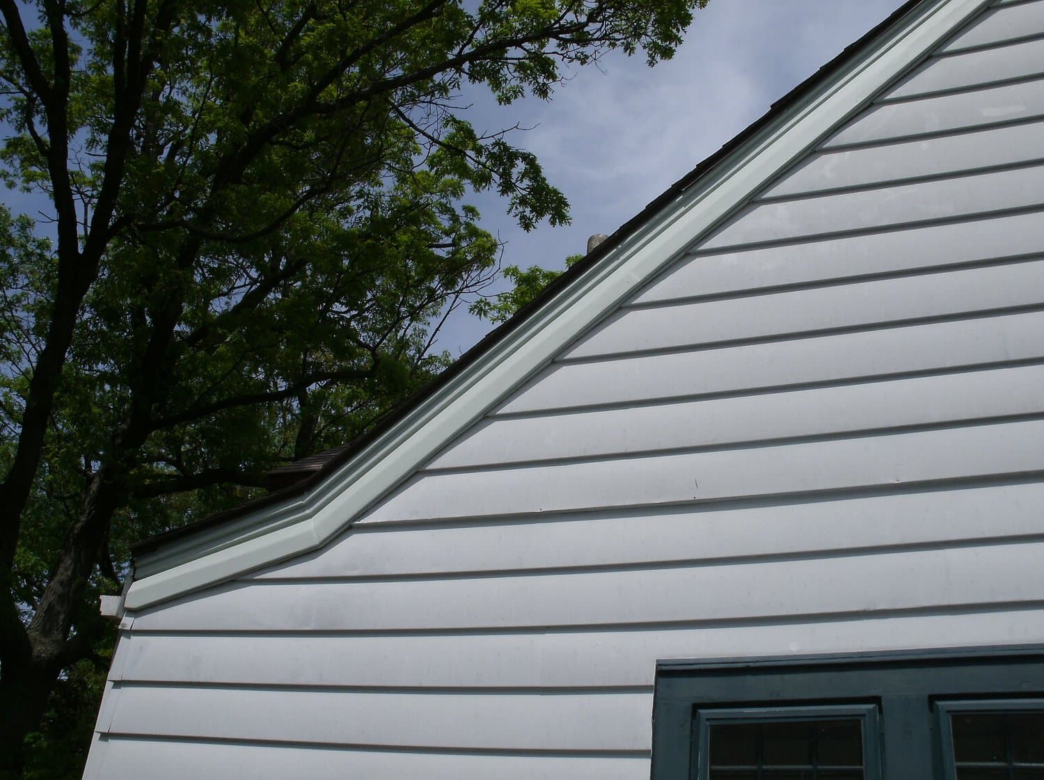 Carpenter Street Exterior — photo 11