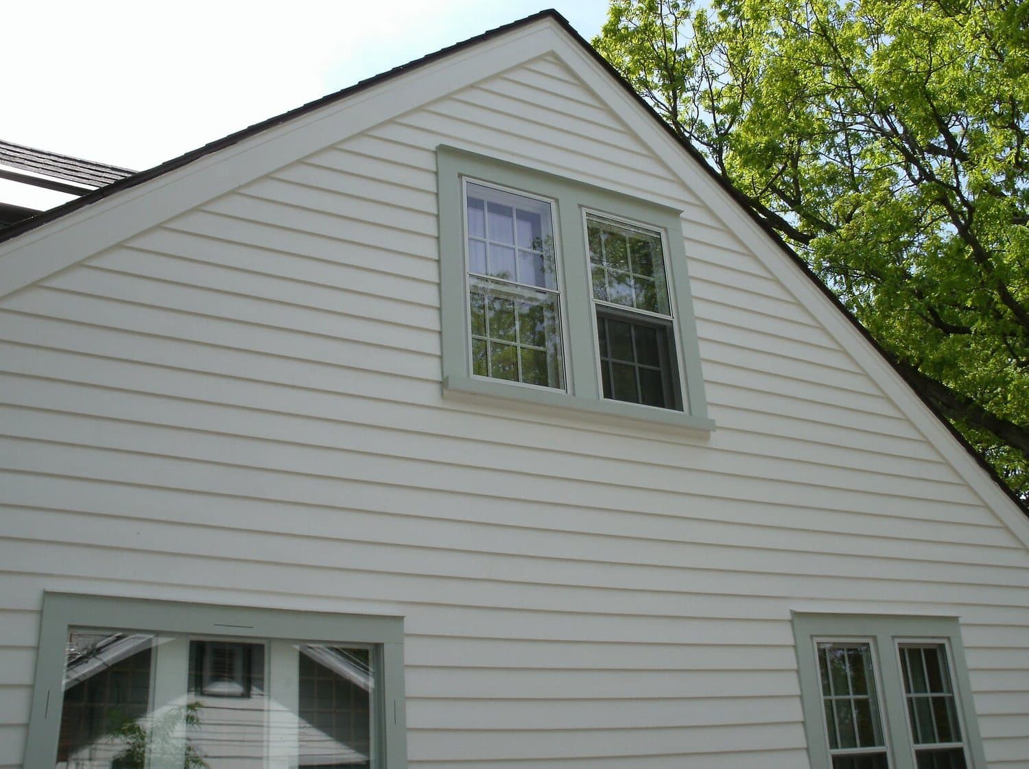 Carpenter Street Exterior — photo 3