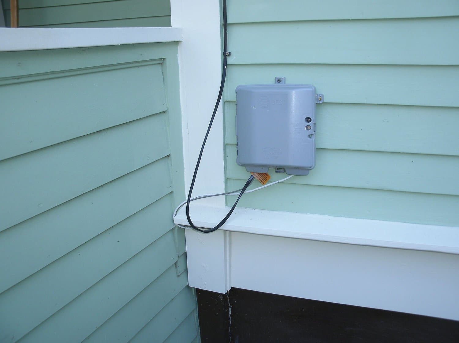 Urban Farmhouse Exterior — photo 4