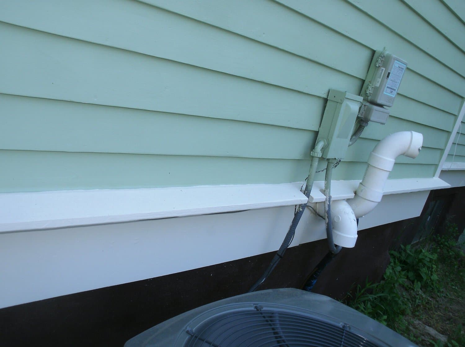 Urban Farmhouse Exterior — photo 5