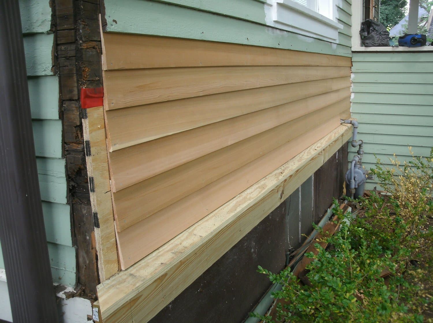 Urban Farmhouse Exterior — photo 14