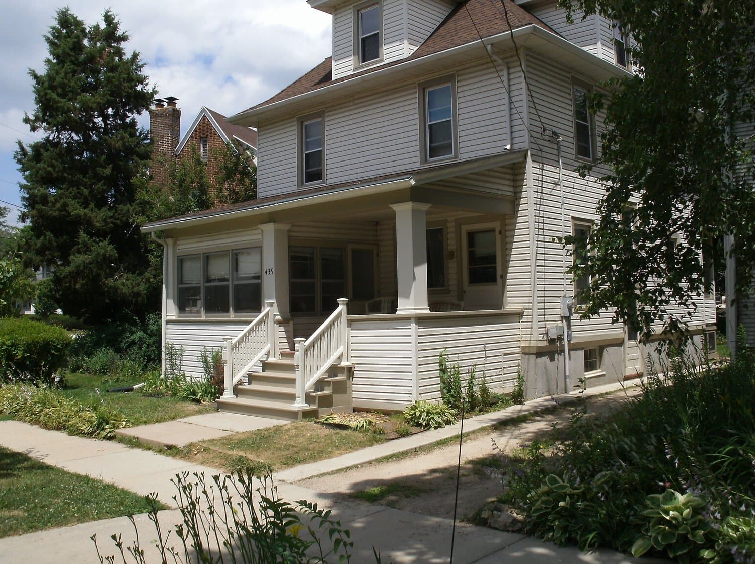 East Stairs — photo 11