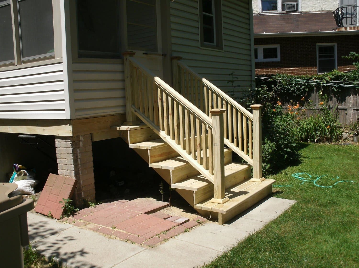 East Stairs — photo 13