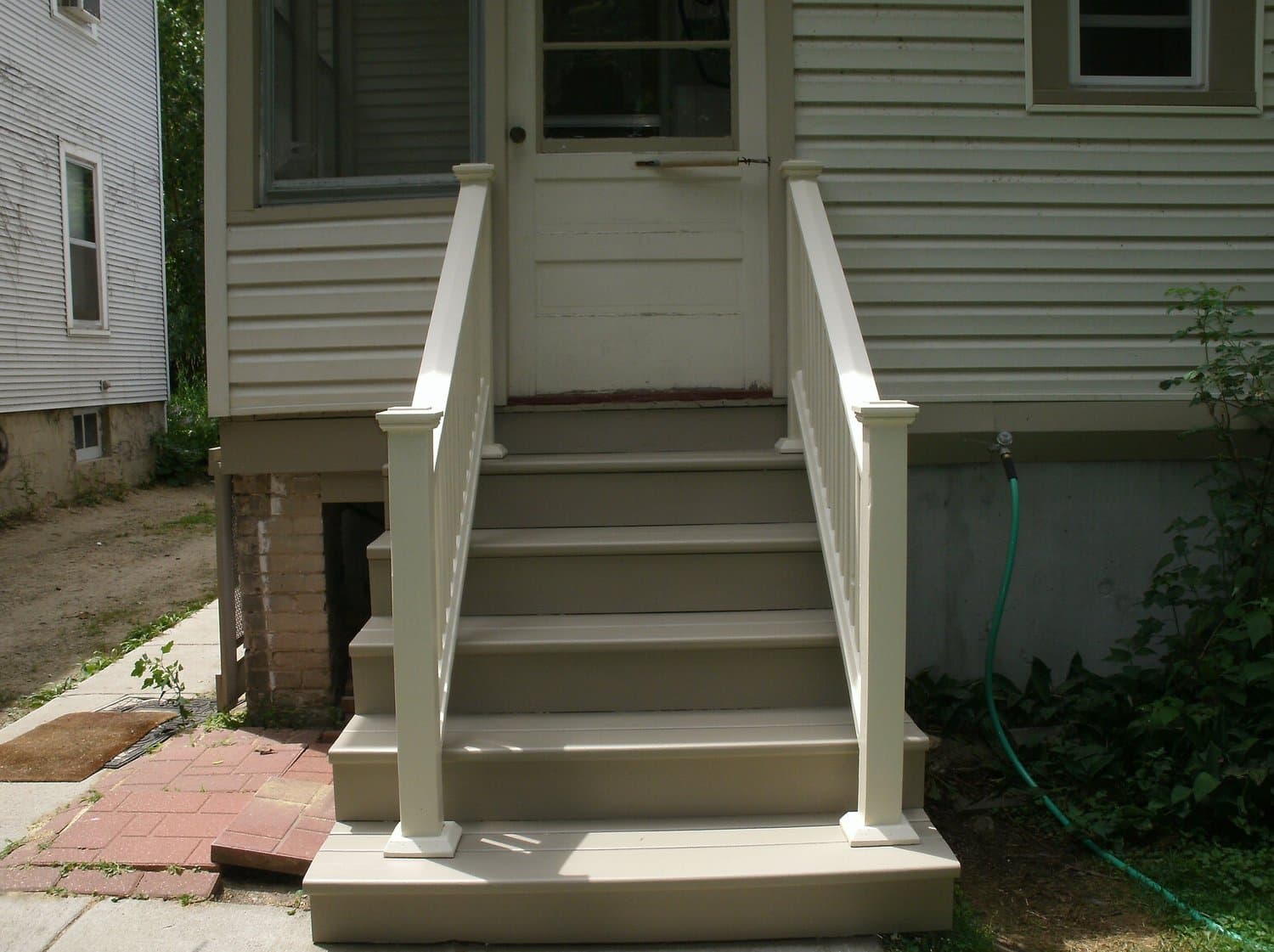 East Stairs — photo 15