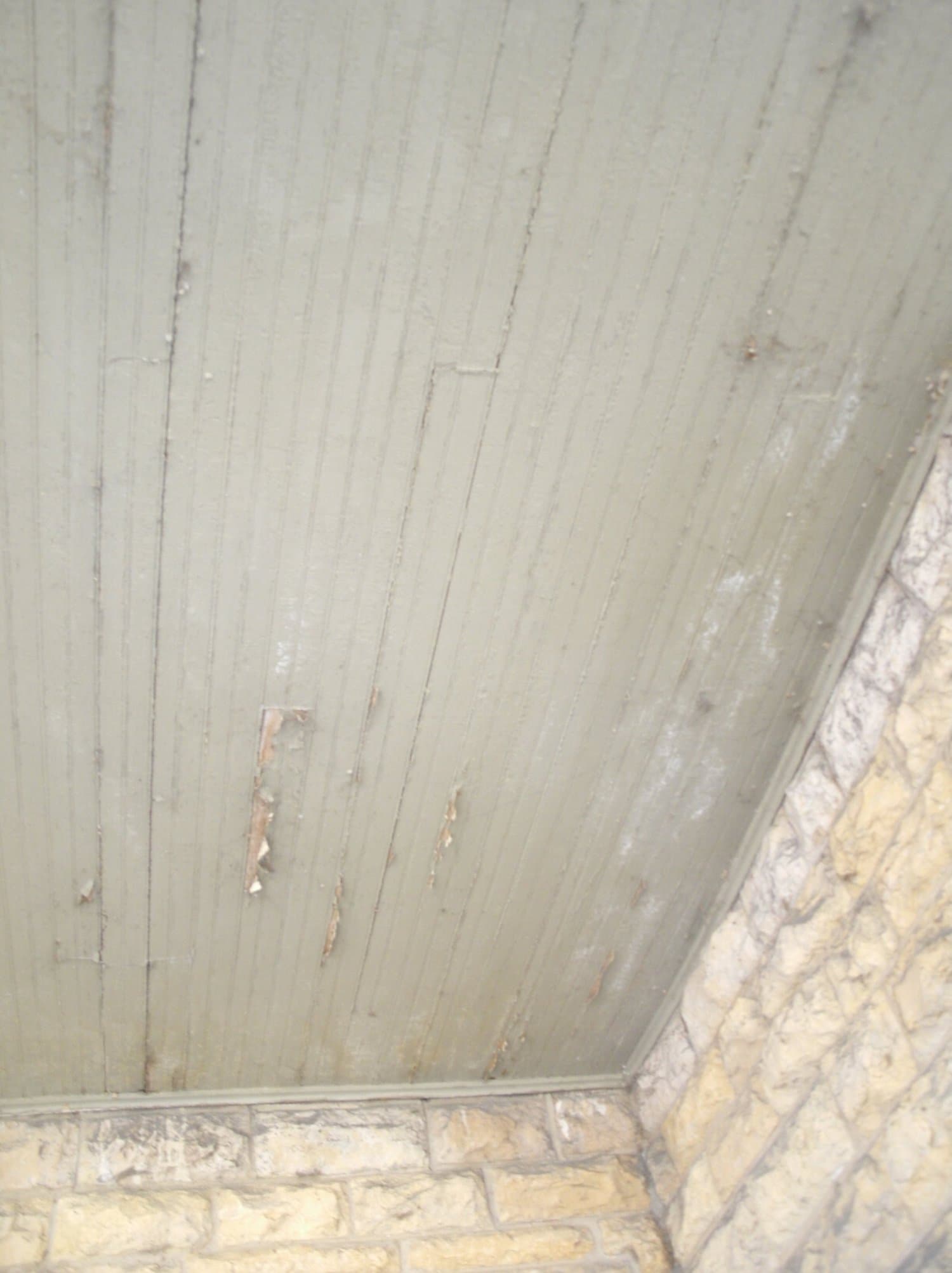 Gorham Castle Porch — photo 2