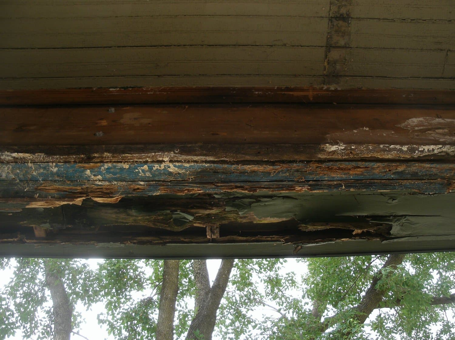 Gorham Castle Porch — photo 3