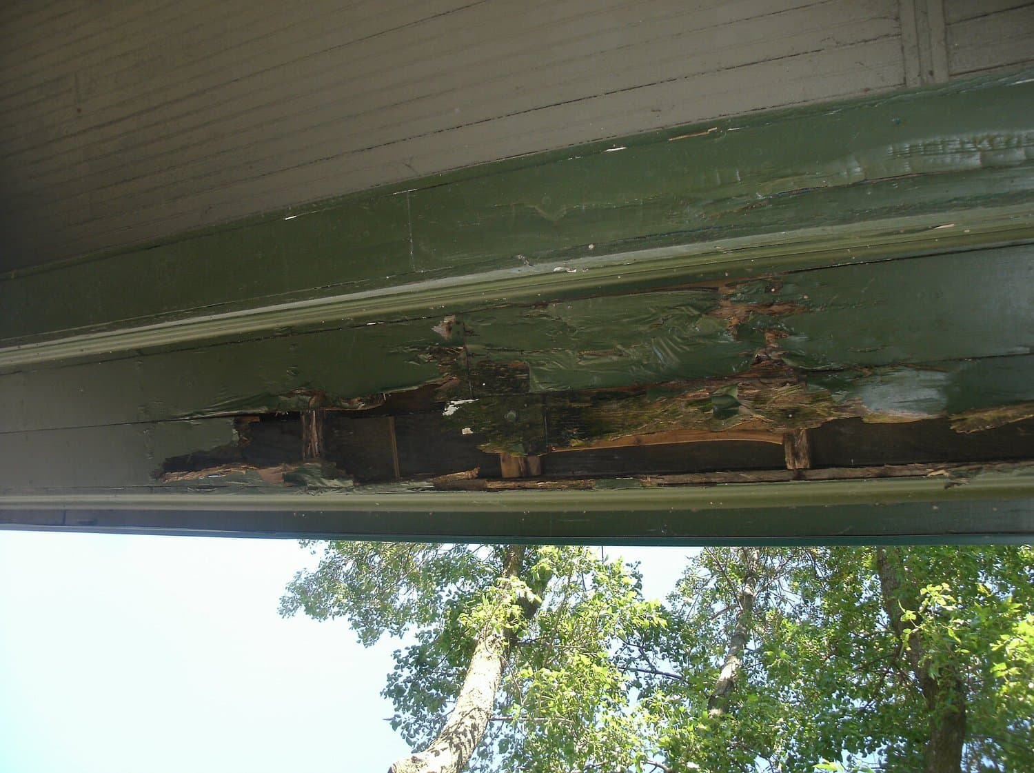 Gorham Castle Porch — photo 4