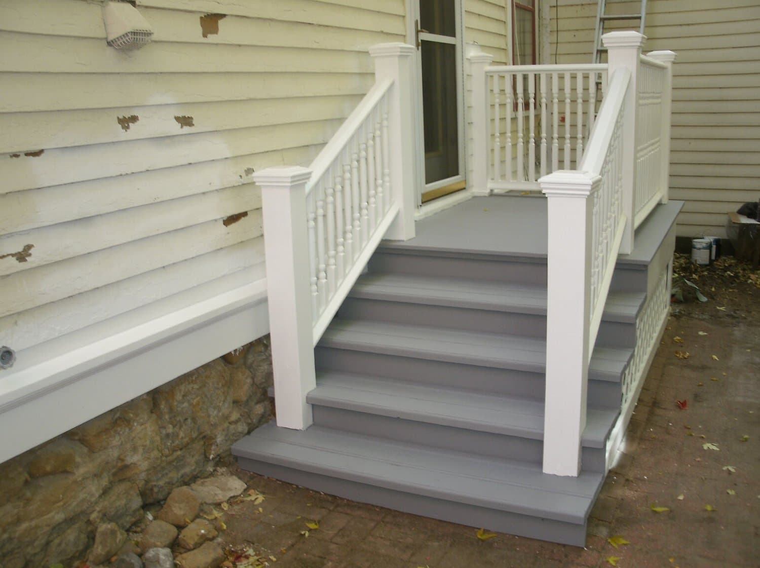 Livingston Porches — photo 12